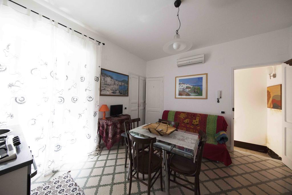 Gioeni 23 Apartment เชฟาลู ห้อง รูปภาพ