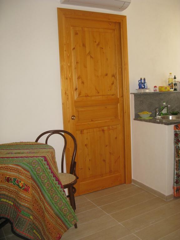 Gioeni 23 Apartment เชฟาลู ภายนอก รูปภาพ