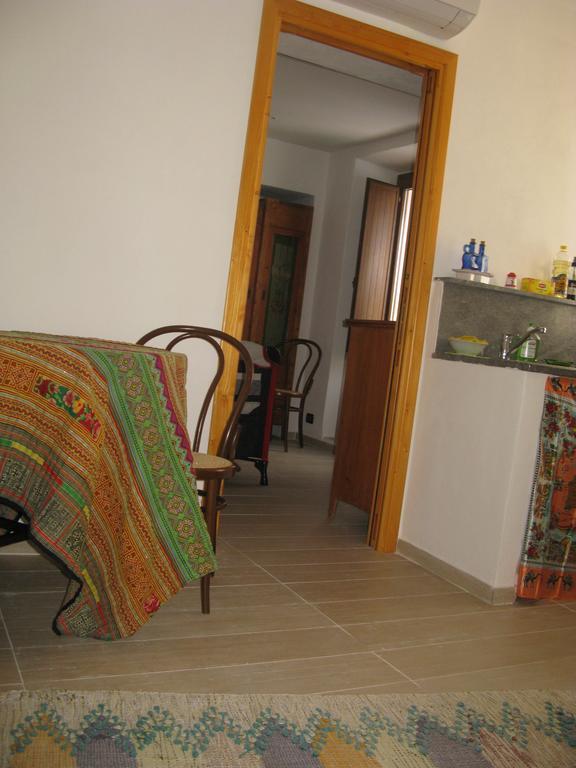 Gioeni 23 Apartment เชฟาลู ภายนอก รูปภาพ